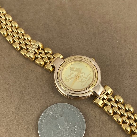 Vintage Mickey Mouse Gold Tone Watch with 3 Straps - Picture 4 of 8